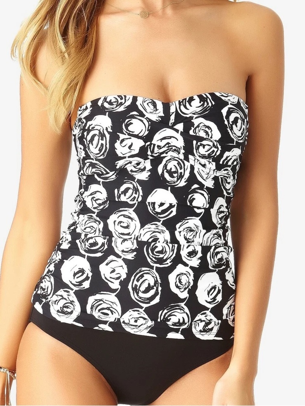 NWT Anne Cole Woman’s XS Black and White Strapless Floral Bikini Top